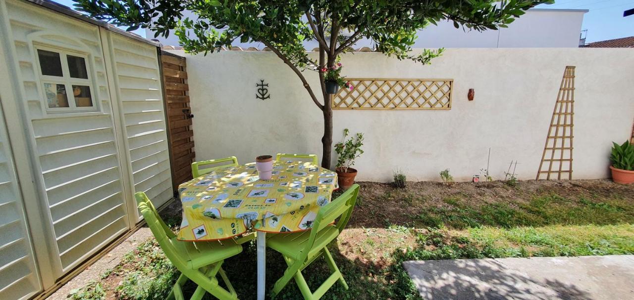 Apartamento Superbe T2 Avec Jardin, Piscine-Enfant Et Parking Arlés Exterior foto